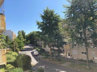 Familienfreundliche 3-Raum-Wohnung in Schöndorf