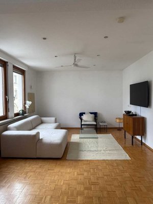 Freundliche, gepflegte 2-Zimmer-Wohnung in Stuttgart-Obertürkheim