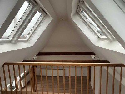 Besonderes Wohnensemble in Lauf: Großzügige DG-Wohnung und vier weitere moderne Wohneinheiten