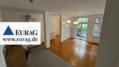 Fürth-City: Wohnen im Denkmal! Superschöne 2-Zi-Whg im EG mit Terrasse, EBK opt., Parkett