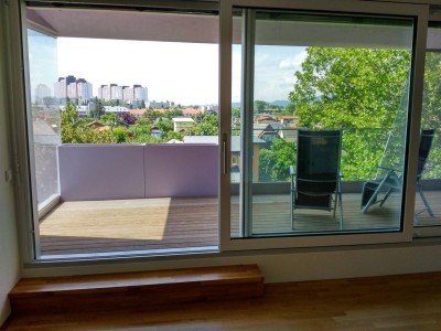 Traumhafte, helle 3-Zimmer-Wohnung mit Loggia und Panoramablick