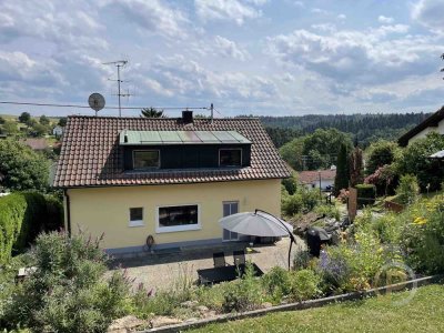 Landflair! Haus mit großem Garten - für das Erholungspark-Gefühl vor der eigenen Tür.