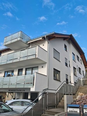 Gründau - Moderne 3 Zimmerwohnung  + Wärmepumpe + Aufzug + 60m2 Terrasse + Garten