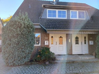 Repräsentative + große 2 (!!) Zimmer „Haus-im-Haus“ Wohnung, Rtg.-Lintorf