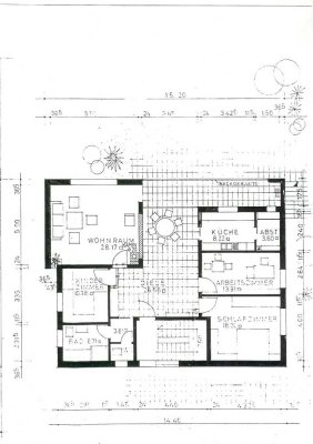 Lichtdurchflutete, neu renovierte 5-Zimmer-Wohnung mit Balkon und Gartenanteil
