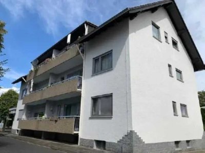3-Raum-Hochparterre-Wohnung in Okarben mit Balkon