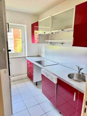 Schöne renovierte und modernisierte 2 2/2-Zimmer-Wohnung mit Balkon in Hamburg Bramfeld