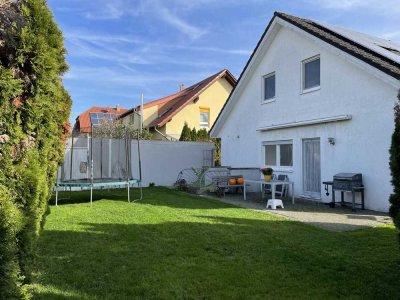 VON PRIVAT Wohnimmobilie inkl. Einliegerwohnung und Garten