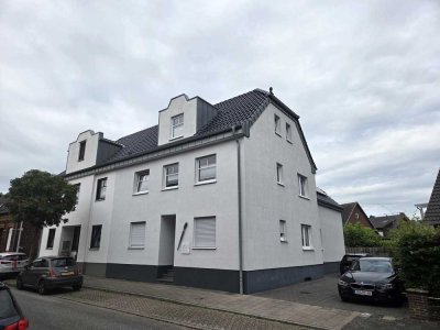 Moderne Maisonettewohnung mit 5 Zimmern und Garten