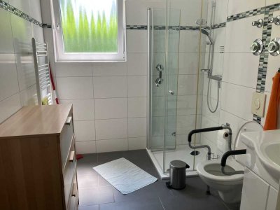 Barrierearme 2-Zimmer-Wohnung in Neuss (Zentrum) - von privat