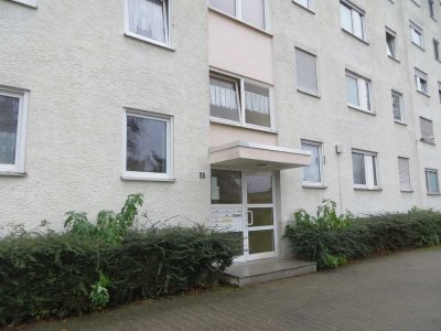Kapitalanleger aufgepasst! Gepflegte 3-Zimmer- Wohnung mit Balkon
