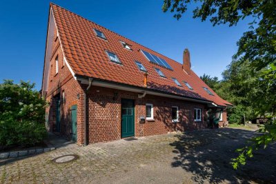 Geestland-Debstedt // Viele Möglichkeiten: Großzügiges Einfamilienhaus samt Einliegerwohnung & Büro