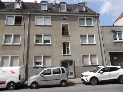 3-ZIMMER-ERDGESCHOSSWOHNUNG MIT GARAGE IN ZENTRALER LAGE VON GELSEKIRCHEN-HORST