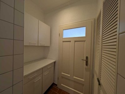 Charmante 3-Zimmer-Wohnung mit Einbauküche und Fußbodenheizung im Herzen von Mönsheim