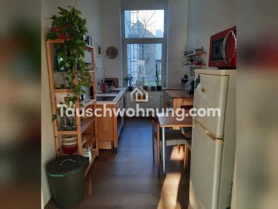 Tauschwohnung: (WG) 2,5Z Altbauwohnung gegen 1-2 ZWhg (mit Balkon)