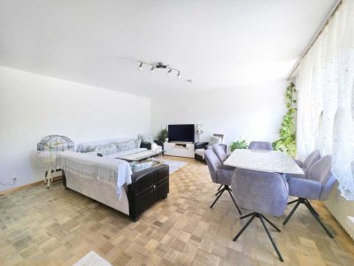 Sonnige 4-Zi.-Wohnung mit Kandelblick, Mansarde & Stellplatz