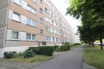 Helle 3-Raum-Wohnung mit Balkon & neuem Glanz