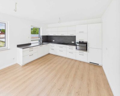 Neubau-Erstbezug: Moderne 3-Zimmer-Wohnung mit Balkon und Stellplatz in Bad Hersfeld
