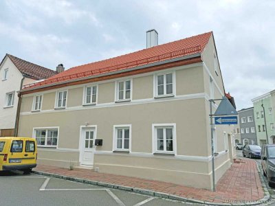 Neu saniertes, großzügiges Anbauhaus im historischen Stadtzentrum von Mühldorf