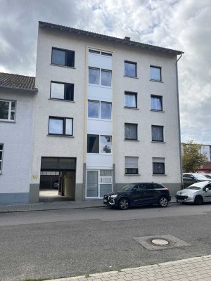 Attraktive Kapitalanlage! Solides 7-Fam.-Mietshaus in Pforzheim-Nordstadt