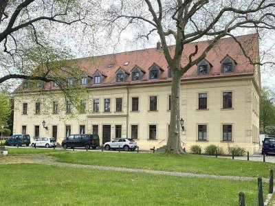 1,5-Raumwhg. mit EBK und Stpl. in historischem Villenviertel, leer ab 1.12.!