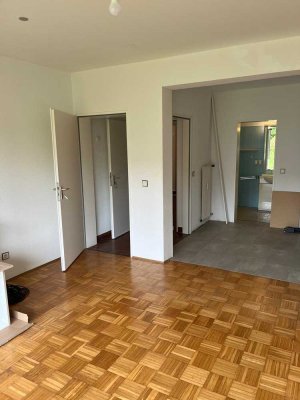 Helle 1-Zimmer-Wohnung mit Seeblick in Litzelstetten - 8 min. mit dem Bus zur Uni