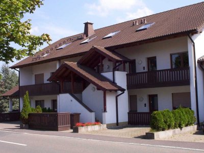 2-Zimmer-Wohnung mit Balkon und Garage in Bad Camberg-Schwickershausen