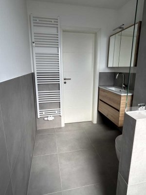 Erstbezug nach Sanierung mit Balkon: ansprechende 3-Zimmer-Wohnung in Hannover