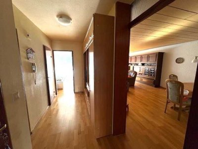 Schöne 3-Zimmerwohnung mit Terasse und Garten + großer Hobbyraum inkl. TG-Stellplatz
