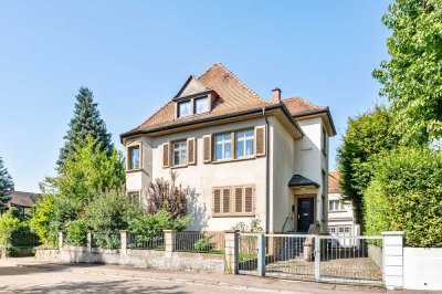 Herrschaftliche Mehrfamilien Villa mit Atelierhaus in Toplage