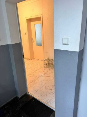 Ansprechende und sanierte 3-Zimmer-Wohnung mit Balkon und Einbauküche in Dortmund