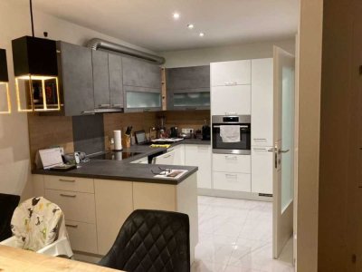 Geschmackvolle, gepflegte 1,5-Zimmer-Wohnung mit Einbauküche in Satteldorf