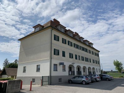Klimatisiertes Dachgeschoss - 3-Zimmer - Lift vorhanden! Ohne Finanzierungsbeitrag!