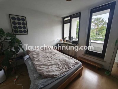 Tauschwohnung: Tauschen 2 Zimmer-Wohnung mit großem Balkon