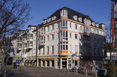 Altstadt 3 ZKB, Loggia, Fahrstuhl, Tiefgarage und Parkblick