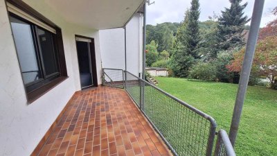 Großzügige 3 Zimmer-Wohnung in ruhiger Waldrandlage