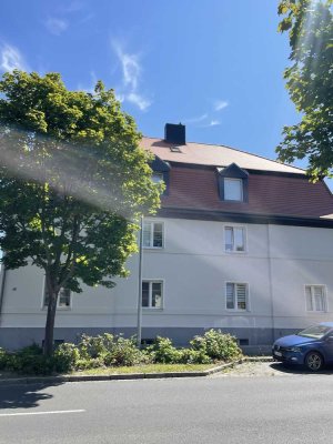Renovierte 3-Zimmer-Wohnung in Bitterfeld-Wolfen mit Garage