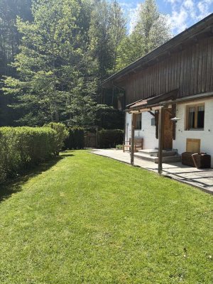 Attraktive und gepflegte 5-Raum-Doppelhaushälfte in Bad Wiessee