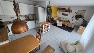 Helle, gepflegte 3-Zimmer-Wohnung mit Balkon und optionaler Einbauküche in ruhiger Lage