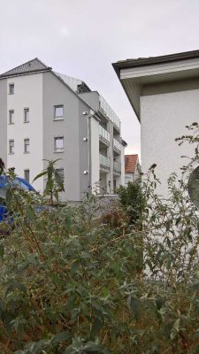 Sehr attraktive 3-Zimmer-Wohnung mit Top-Einbauküche und Balbon in Worms.