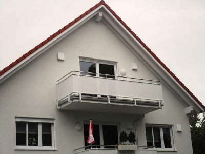 Gemütlliche schöne 2-Zimmer-Dachgeschoss-Wohnung mit Balkon