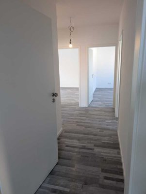 Erstbezug nach Sanierung: Schöne 4-Zimmer-Wohnung zur Miete in 63500 Seligenstadt