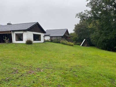 Sanierungsbedürftiges Einfamilienhaus mit zusätzlicher Wohneinheit in Geesthacht