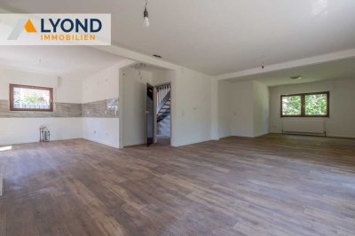 Frei stehendes Einfamilienhaus mit großzügigem Garten und Einliegerwohnung in Sackgassenlage!