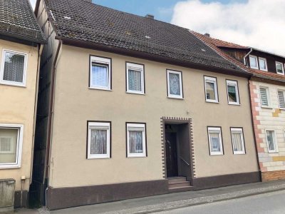Liebevoll saniertes Einfamilienhaus mit Nebengebäude in Bad Karlshafen-Helmarshausen