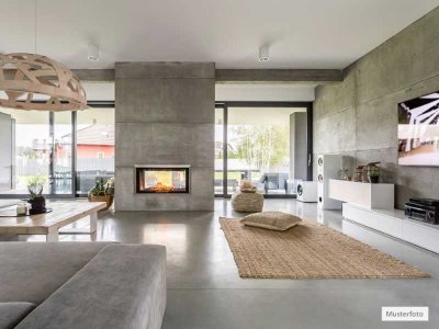 Provi frei Einfamilienhaus mit Garage in 50126 Bergheim -