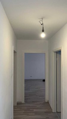 Renovierte 3-Zi.-Wohnung mit voll möblierter Küche in Ginnheim | ab sofort