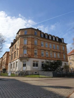 ++Frei werdende gemütliche 3-RW in gepflegtem Objekt in Cotta ++