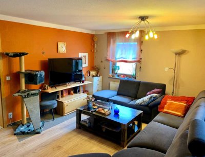 Gepflegte 4-Zimmer-Maisonette-Wohnung mit Terrasse und Einbauküche in Ötisheim