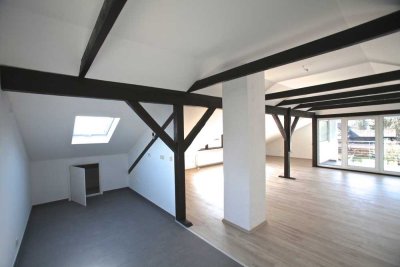 gepflegte Dachgeschosswohnung in 3 Parteien-Haus zur Eigennutzung oder als Renditeobjekt